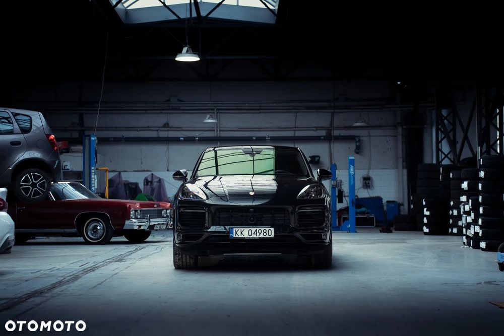 Porsche Cayenne S - 4