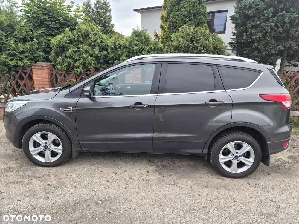 Ford Kuga - 2