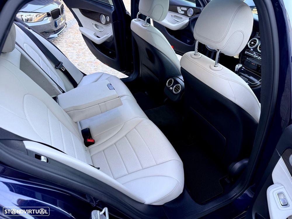 Mercedes-Benz C 200 BlueTEC AMG Line - 52