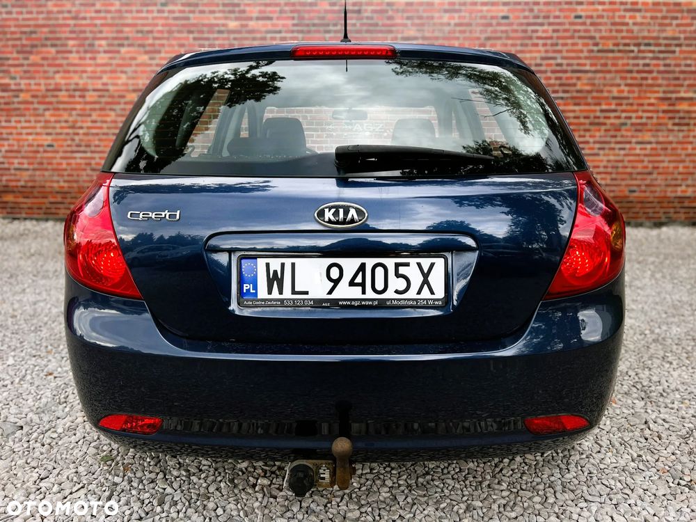 Kia Ceed - 29