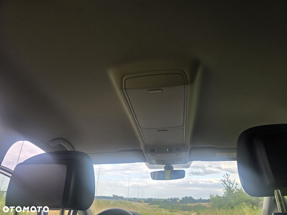 Volkswagen Touran 1.5 TSI EVO Comfortline DSG - 15