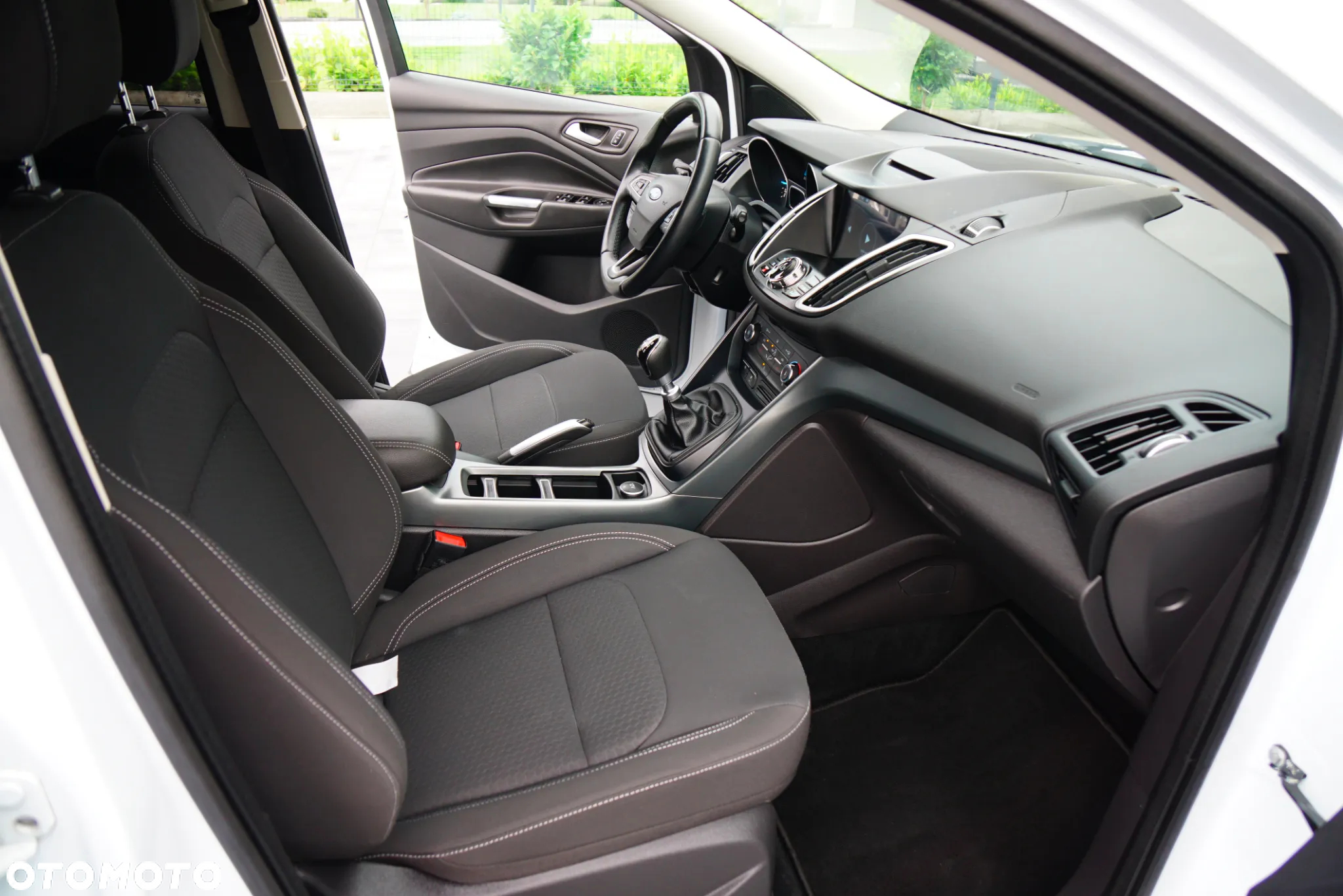 Ford Kuga 1.5 EcoBlue FWD Titanium - 24