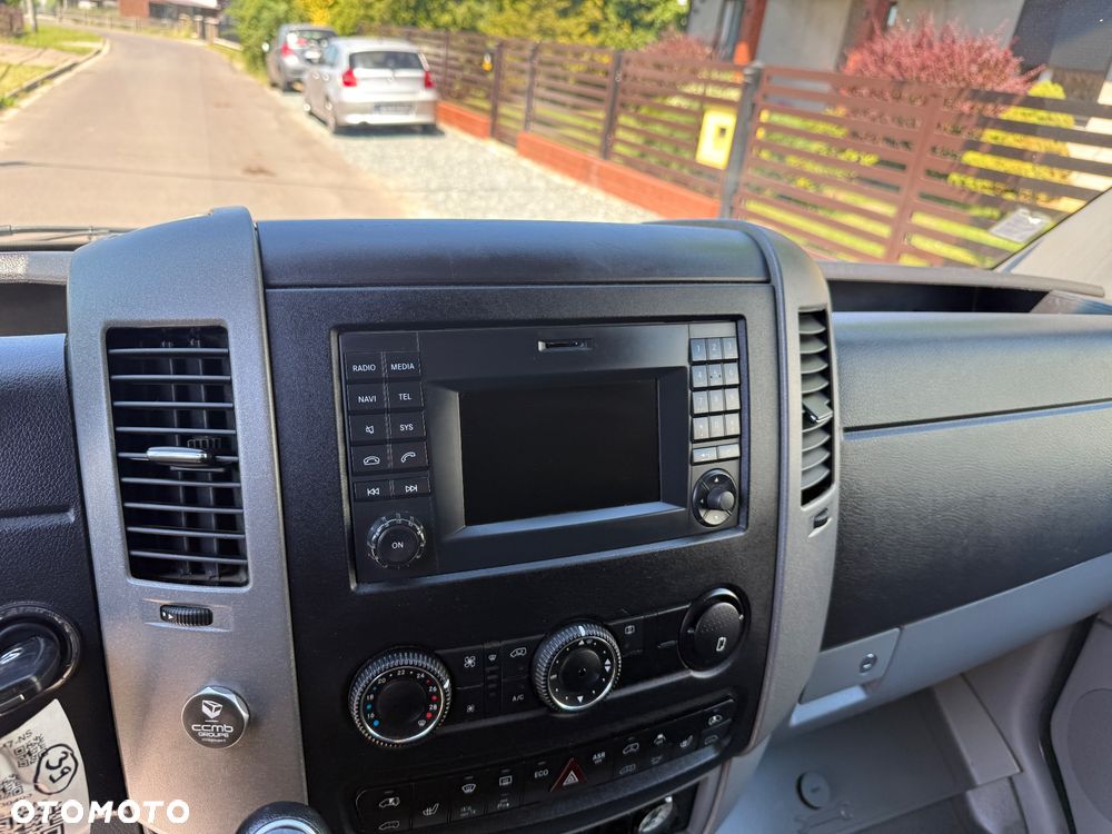 Mercedes-Benz Sprinter - 17