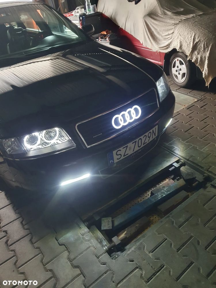 Audi A6 Avant - 17