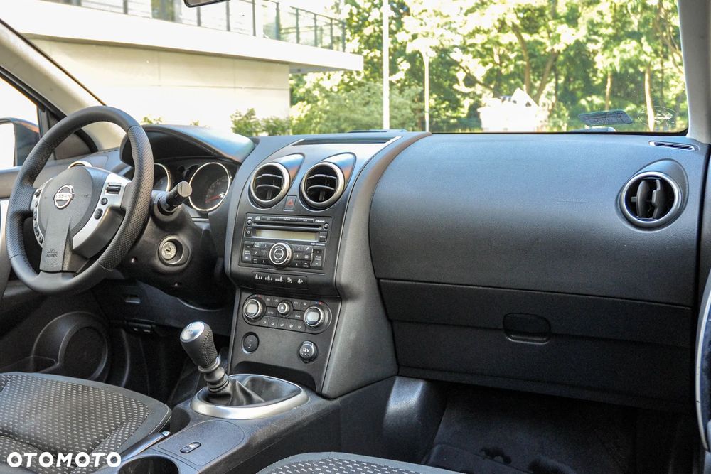 Nissan Qashqai+2 - 10