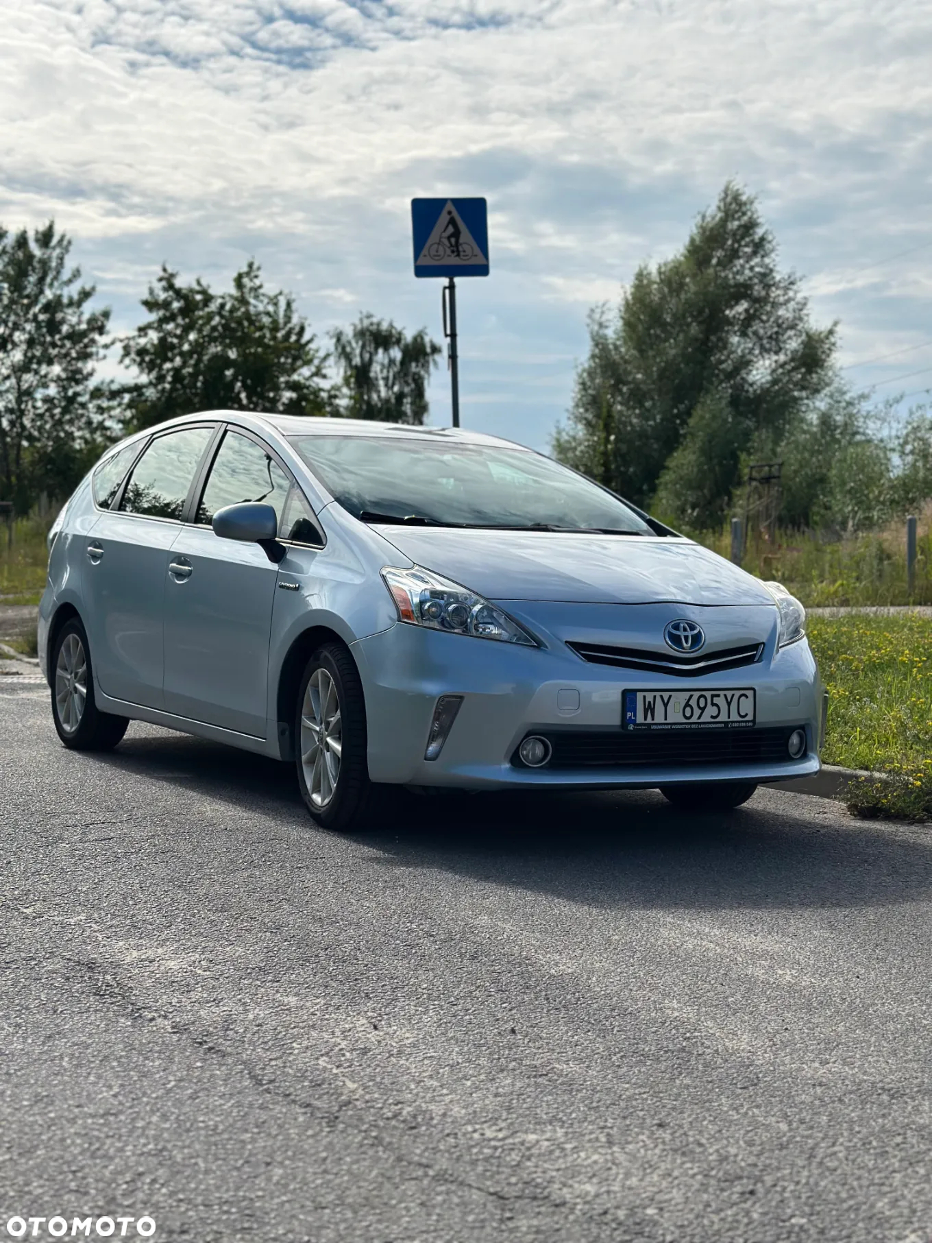 Toyota Prius+ (Hybrid) - 9