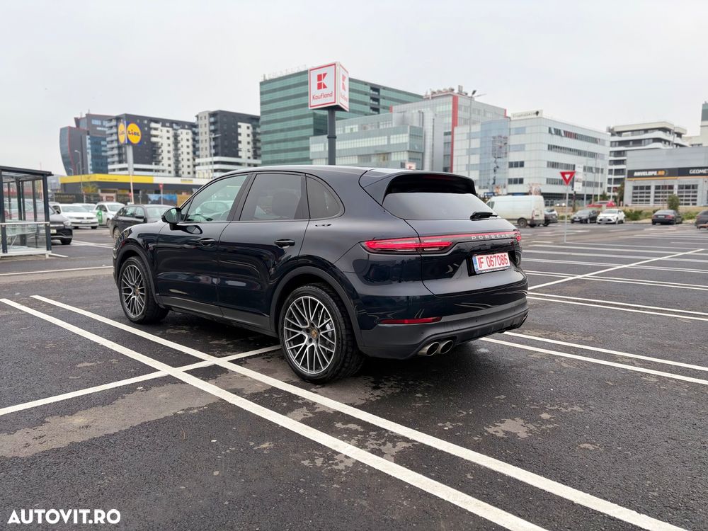 Porsche Cayenne S Tiptronic S Platinum Edition - 4