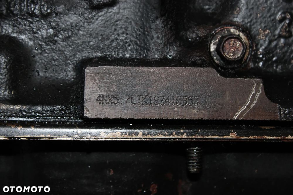 SILNIK 5.7 V8 HEMI EZA + SKRZYNIA AUTOMAT 545RFE/ DODGE RAM 1500 2004 - 6