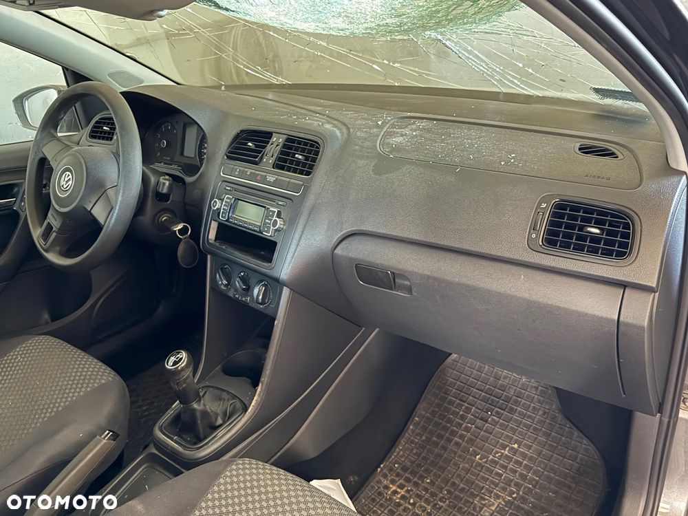 Volkswagen Polo 1.2 12V Comfortline - 4