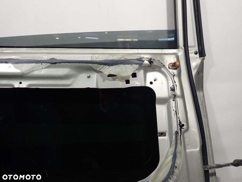 DRZWI LEWY TYŁ HYUNDAI TUCSON I YK - 13