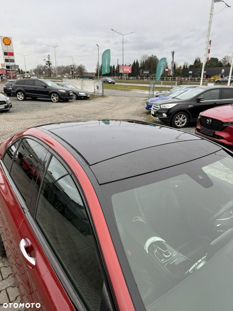 Mercedes-Benz Klasa C 300 7G-TRONIC AMG Line - 17