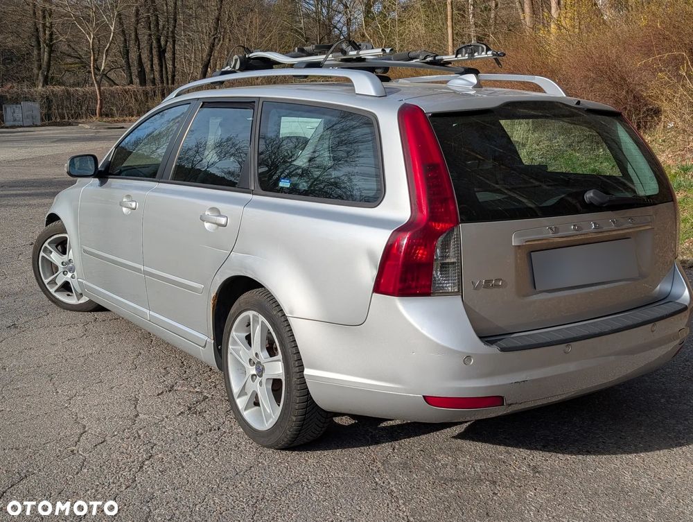 Volvo V50 2.0D DPF Powershift Summum - 8
