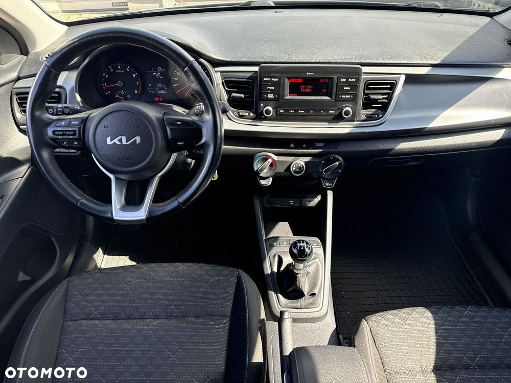 Kia Rio 1.2 M - 11