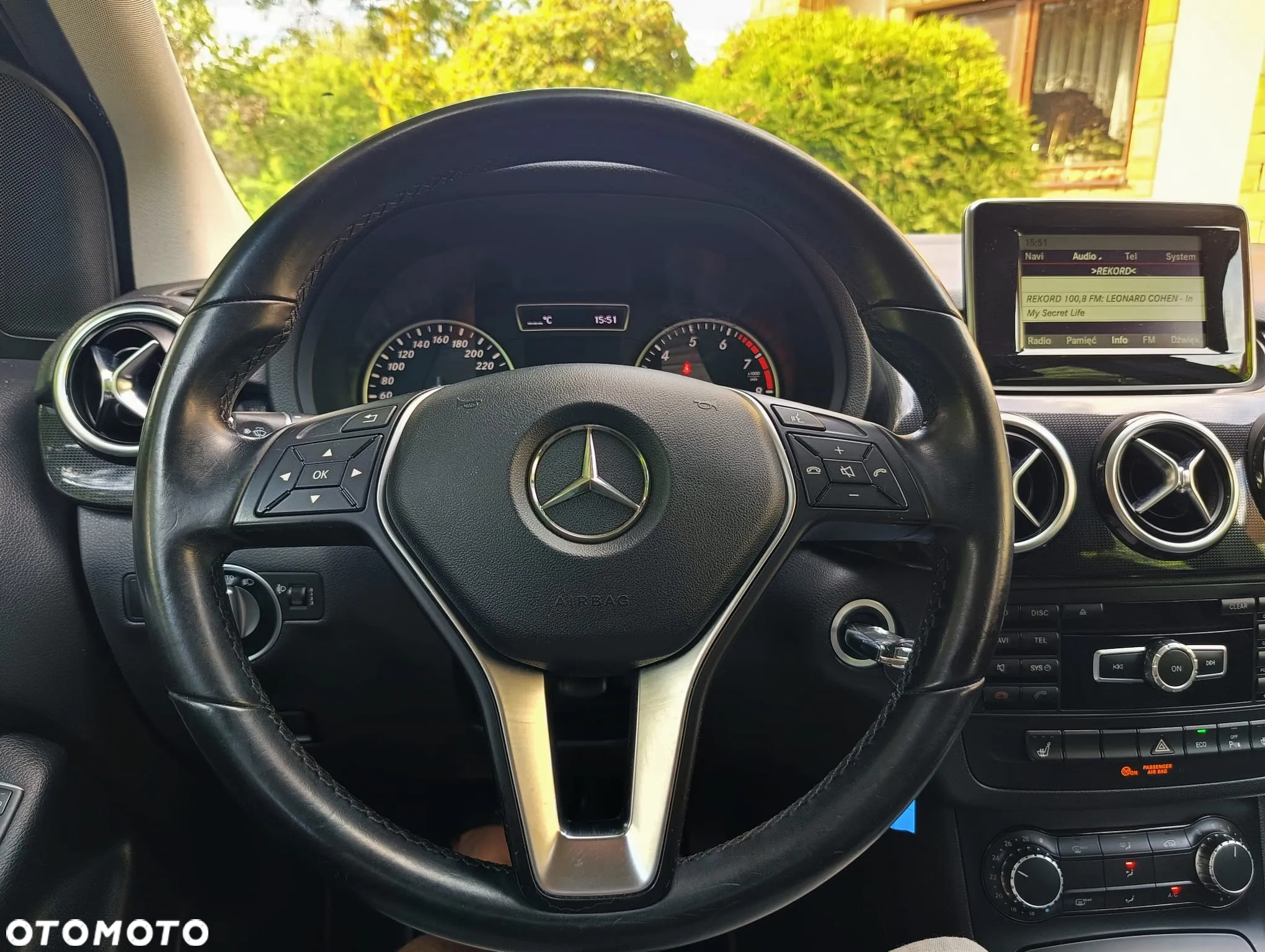 Mercedes-Benz Klasa B 180 (BlueEFFICIENCY) - 12