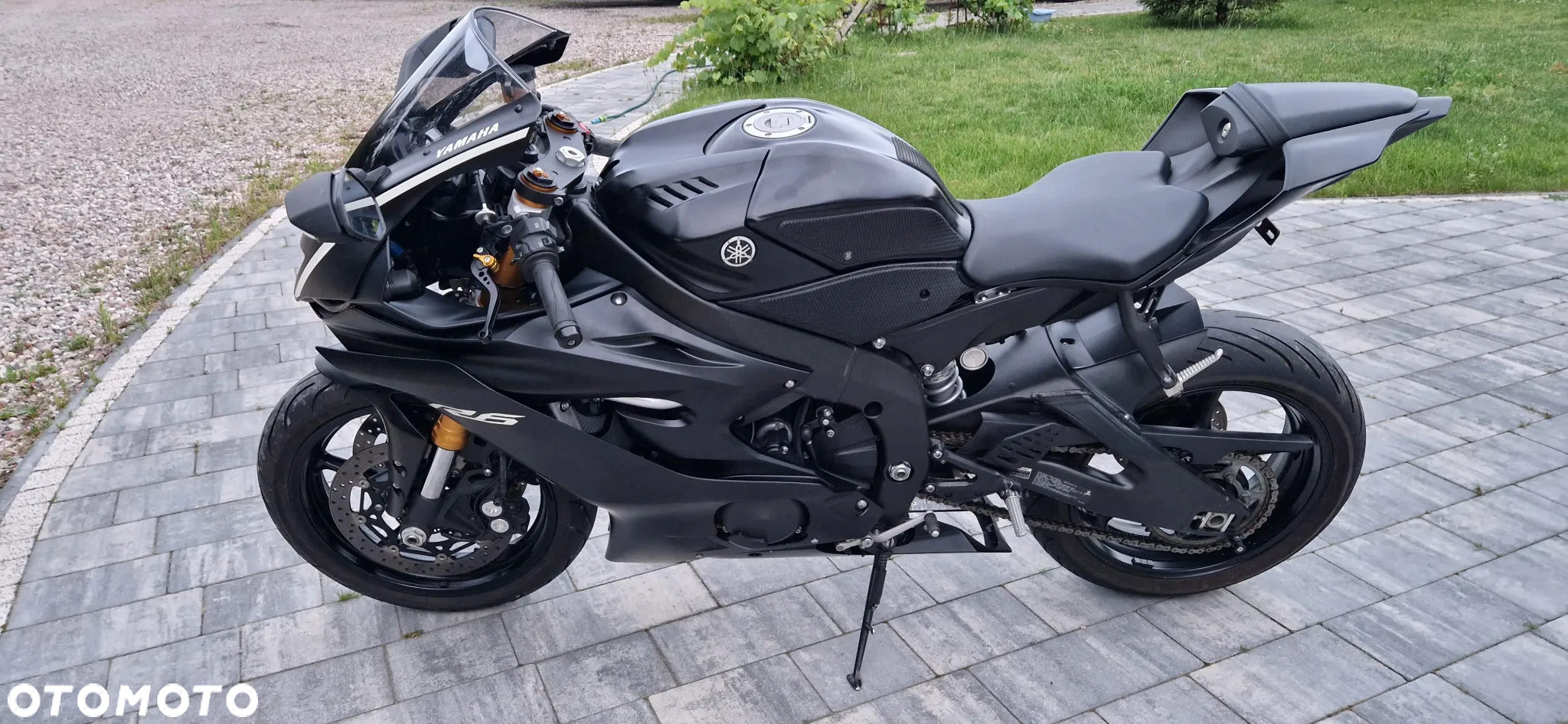 Yamaha R6 - 2