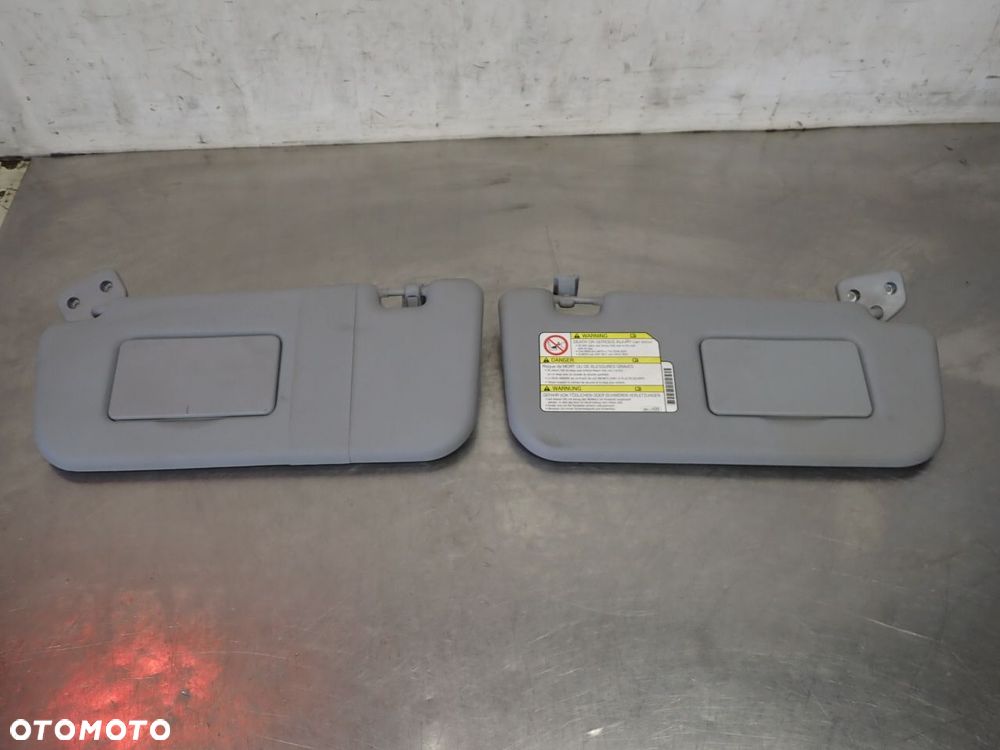 OSŁONA PRZECIWSŁONECZNA MITSUBISHI COLT VI Z30 MN121499 MN121500 - 1