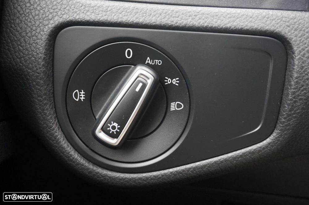 VW e-Golf AC/DC - 14