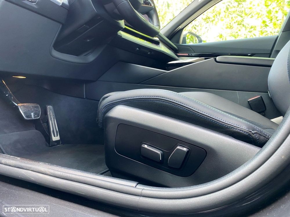 BMW 530 e Pack Desportivo M - 19