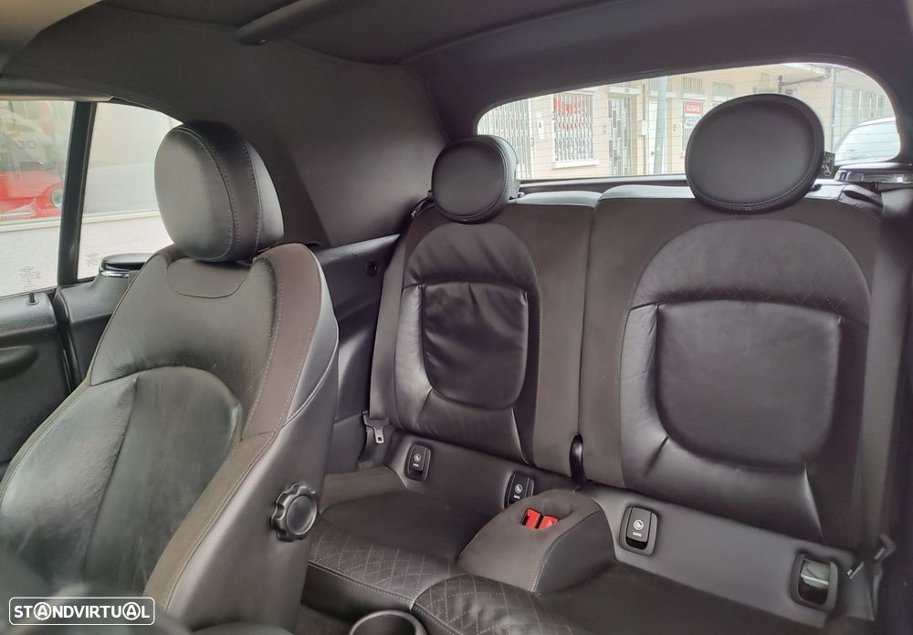 MINI Cabrio Cooper D - 12