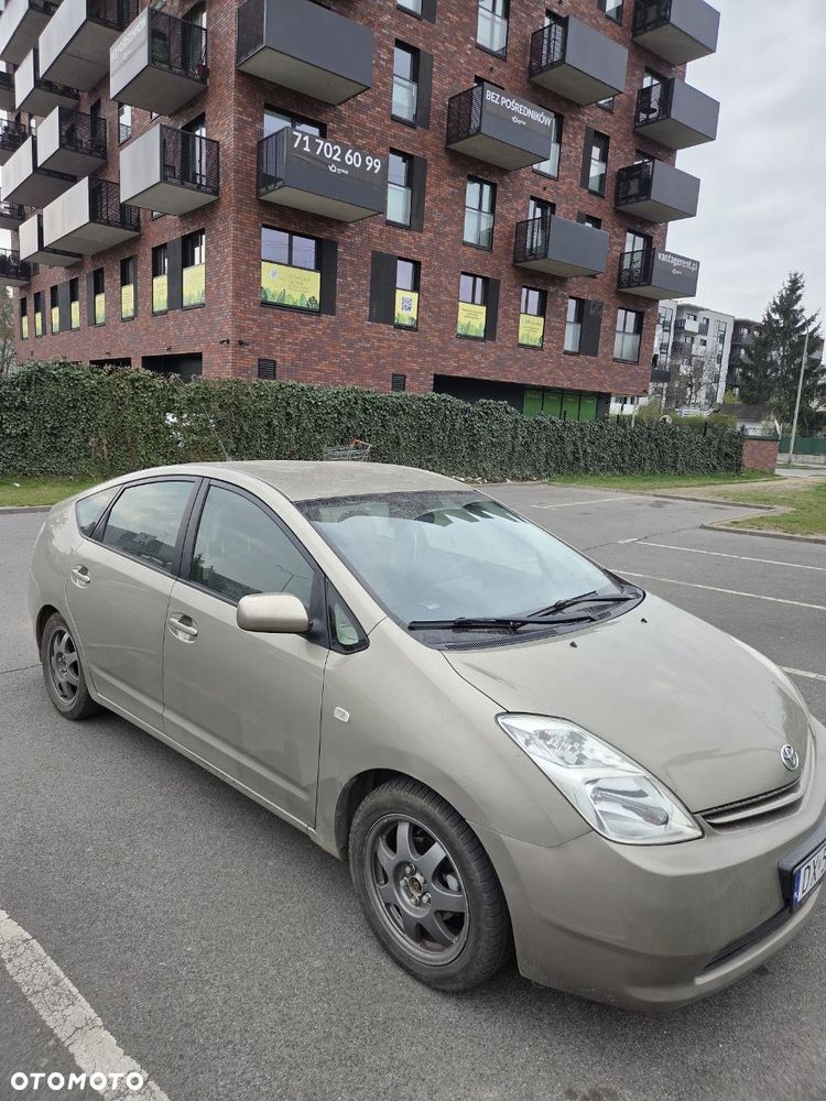 Toyota Prius 1.5 VVT-i Prestige - 2