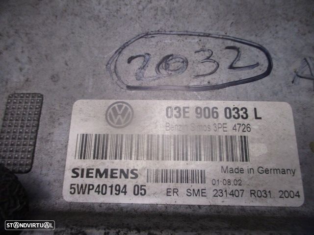 Centralina 03E906033L  5WP4019405 VW POLO 2003 1.2 64CV 5P AZUL SIEMENS - 4