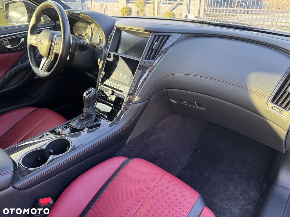 Infiniti Q60 Q60S 3.0t AWD Sport Tech - 19