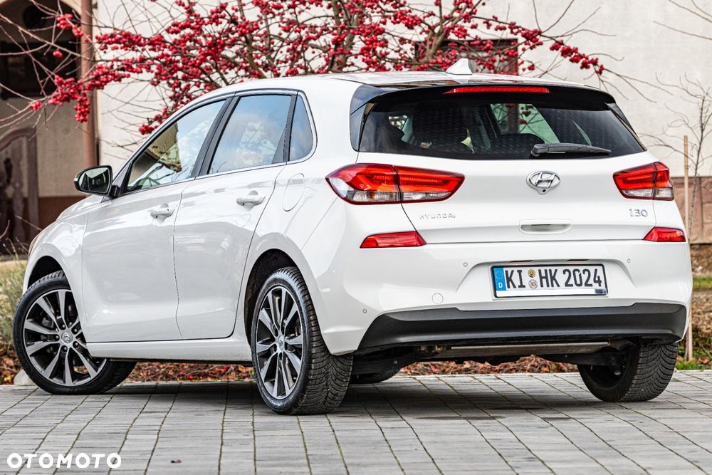 Hyundai i30 1.6 CRDi Premium - 5