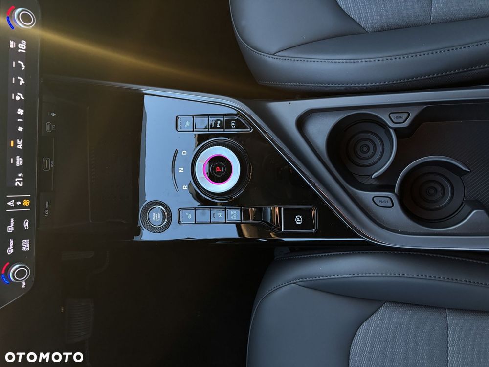 Kia Niro 1.6 GDI Hybrid Business Line - 14