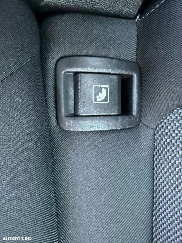 Renault Megane - 24