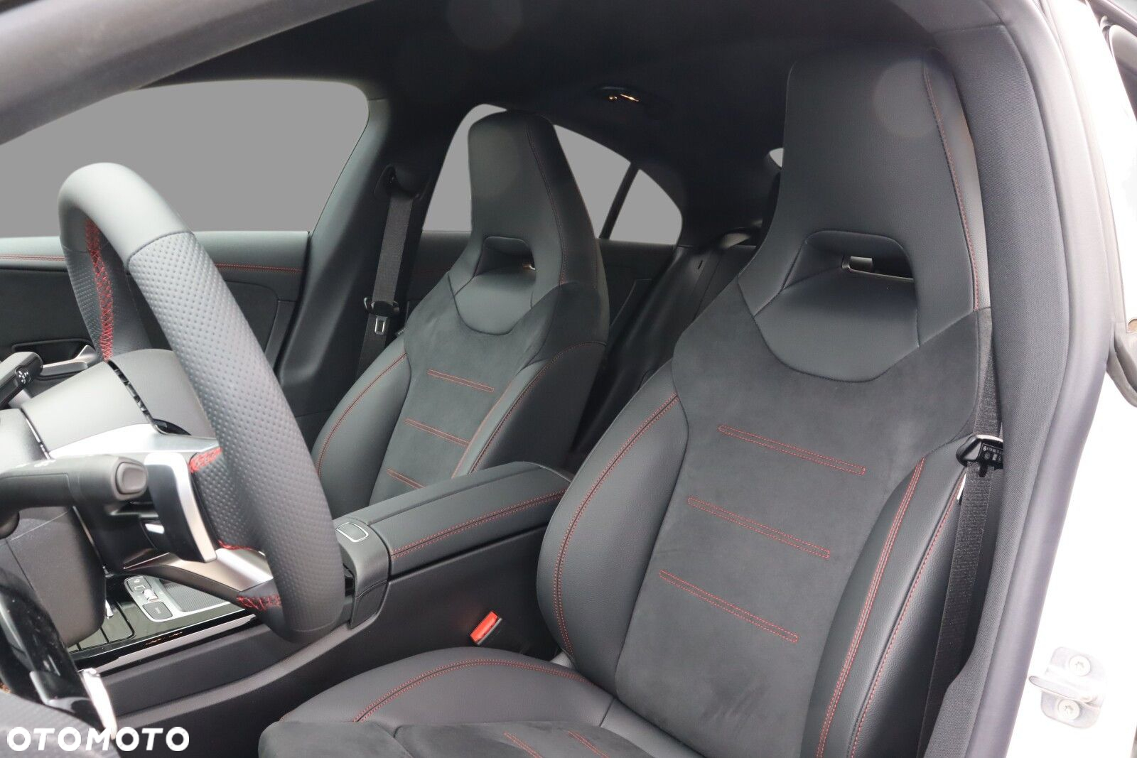 Mercedes-Benz CLA 200 AMG Line 7G-DCT - 9