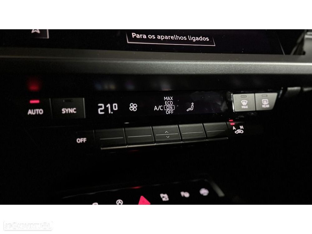 Audi A3 Sportback 30 TDI S line - 23