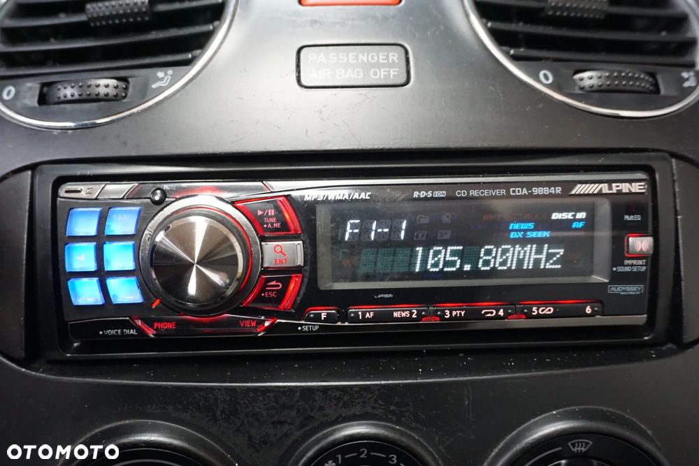 Volkswagen New Beetle 1.9 TDI DPF United - 30