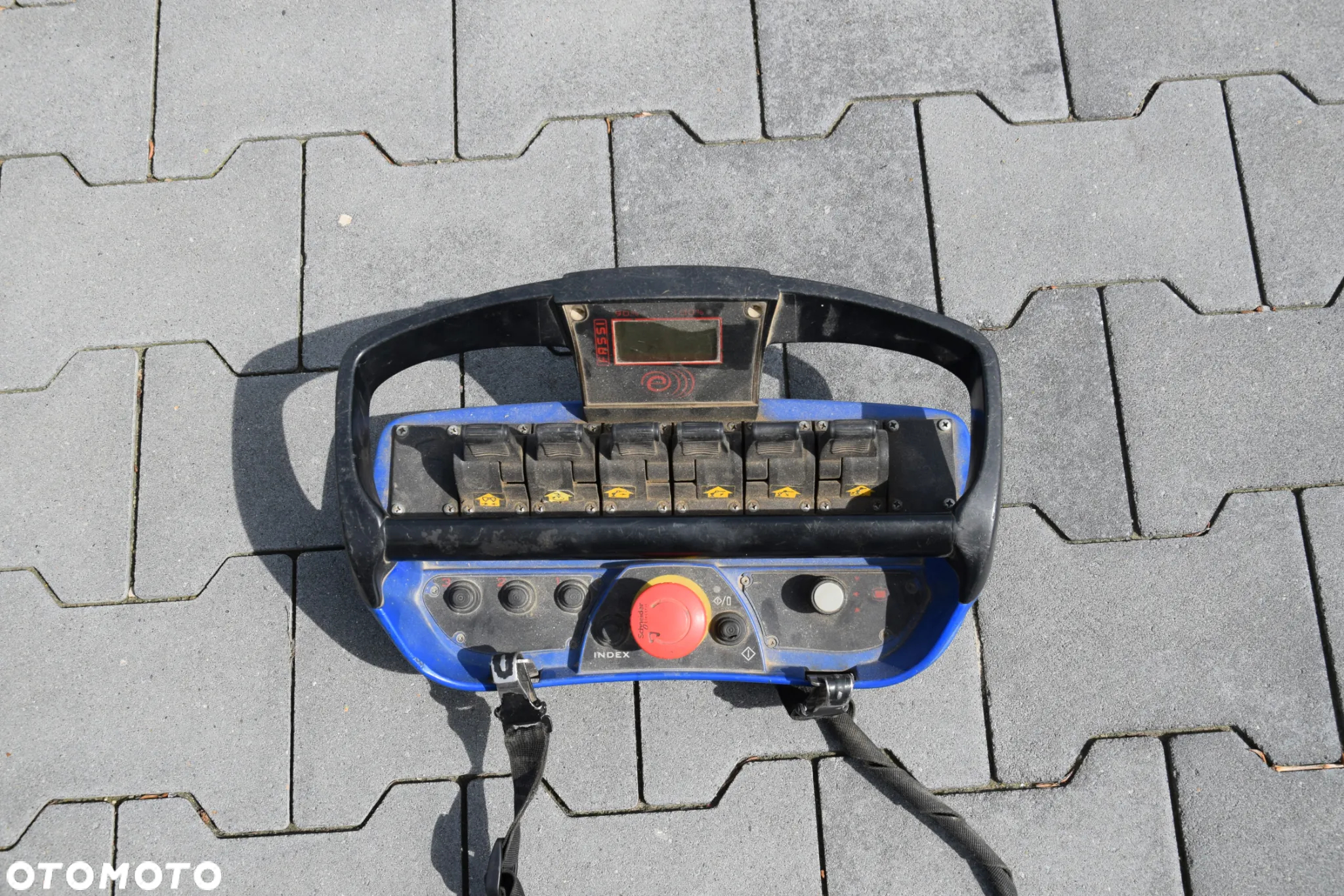 MAN TGS 26.400 / 6x4 / EURO 6 / UDT / HDS FASSI 165 / WYSUW x3 / ROTATOR / CHWYTAK / STEROWANIE RADIOWE / WZMOCNIONA RAMA / WYWROTKA / HYDROBURTA / AUTOMAT / 2017 / NOWE OPONY - 100% / NISKI PRZEBIEG / STAN IDEALNY / SPROWADZONY - 22