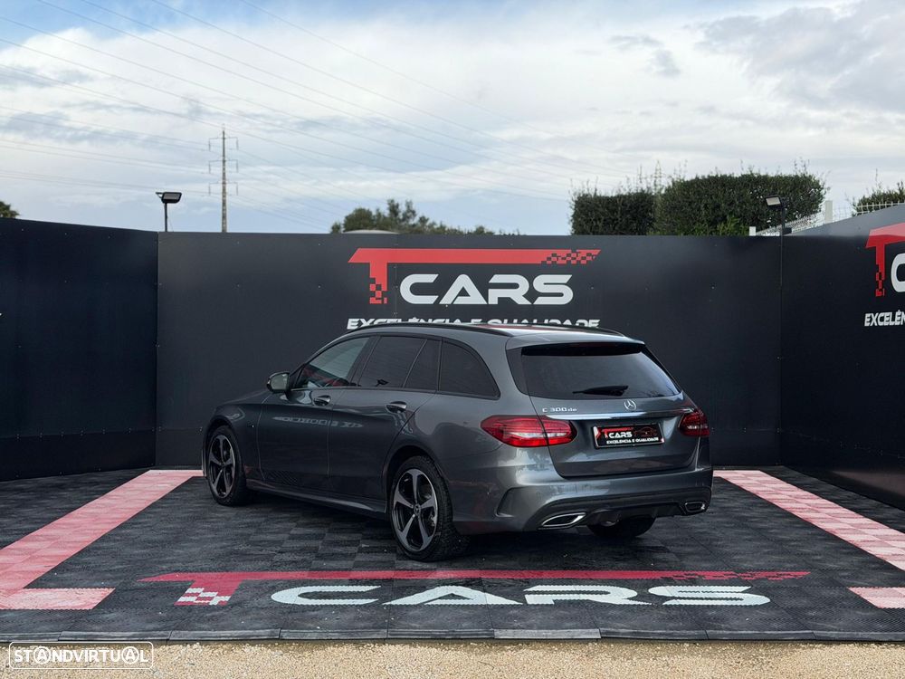 Mercedes-Benz C 300 de AMG Line - 4