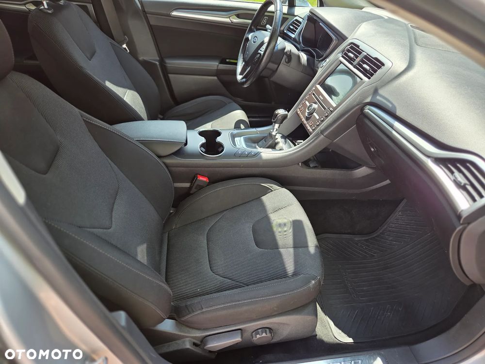Ford Mondeo 2.0 TDCi Titanium - 14