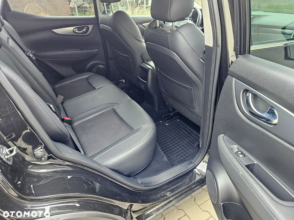 Nissan Qashqai 1.3 DIG-T Tekna - 19