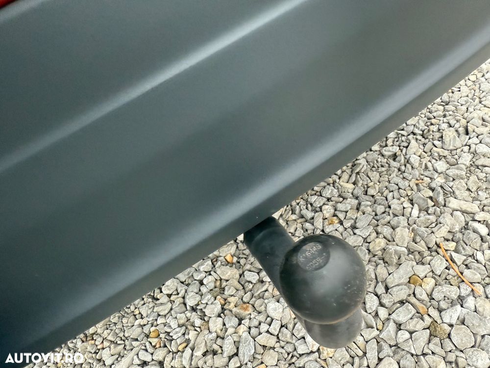 Jaguar F-Pace 20d AWD Aut. Portfolio - 18