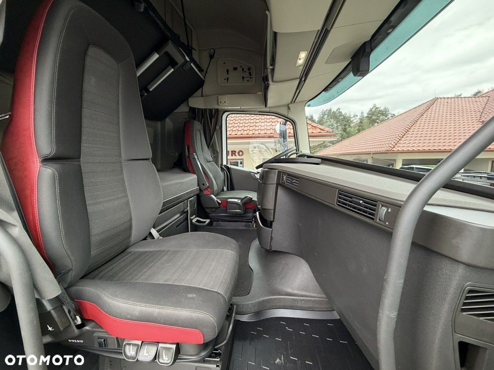 Volvo FH 500 E6 Standard Globetrotter XL Grudzień 2019r - 33