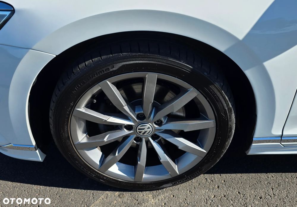 Volkswagen Passat 2.0 TDI SCR DSG Highline - 22