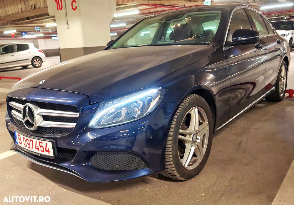 Mercedes-Benz C 220 (BlueTEC) d 7G-TRONIC Avantgarde - 4