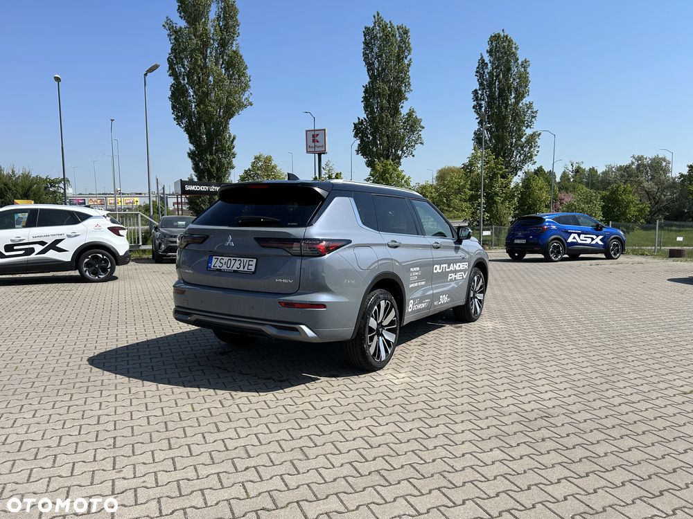 Mitsubishi Outlander Instyle Plus - 5