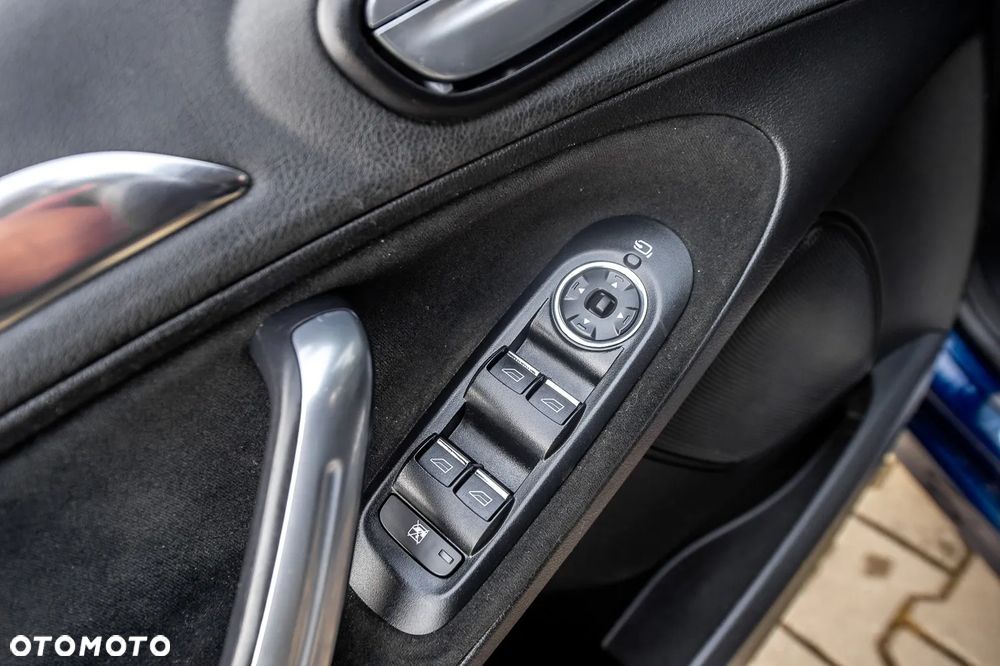 Ford S-Max 2.0 TDCi Titanium - 23