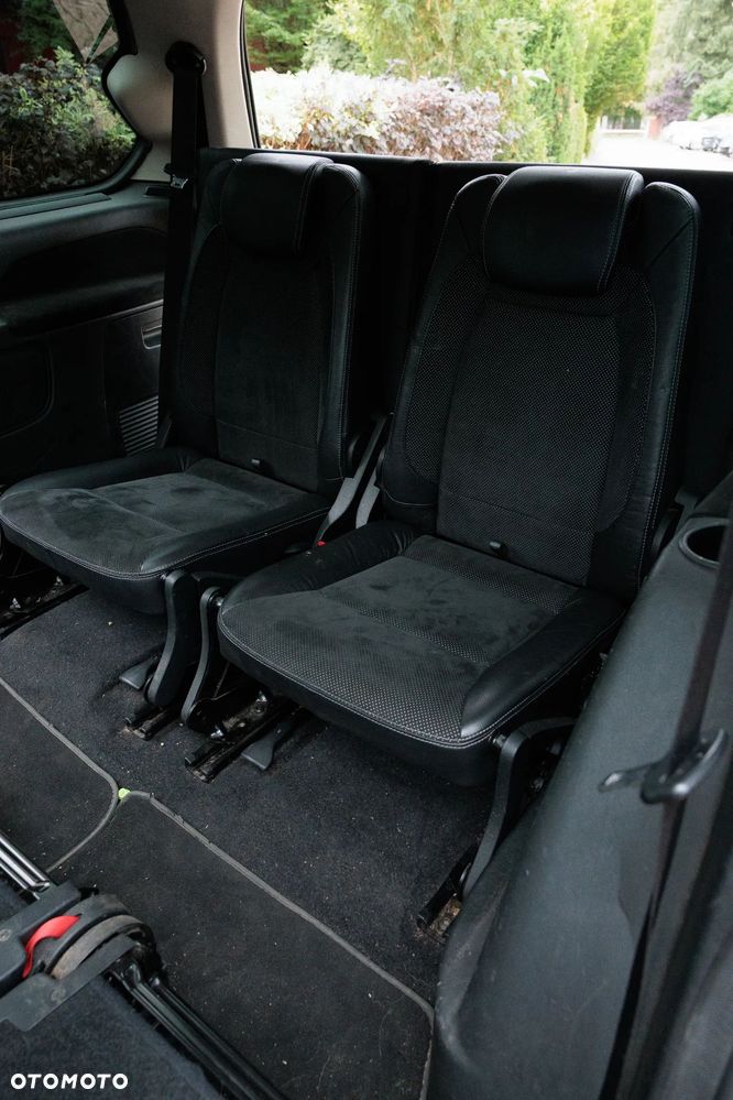Ford Galaxy 2.2 TDCi Titanium - 12