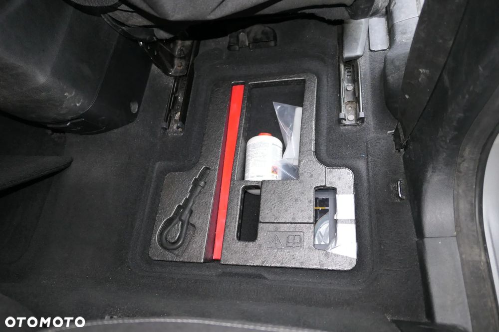 Ford S-Max 2.0 TDCi DPF Titanium - 20