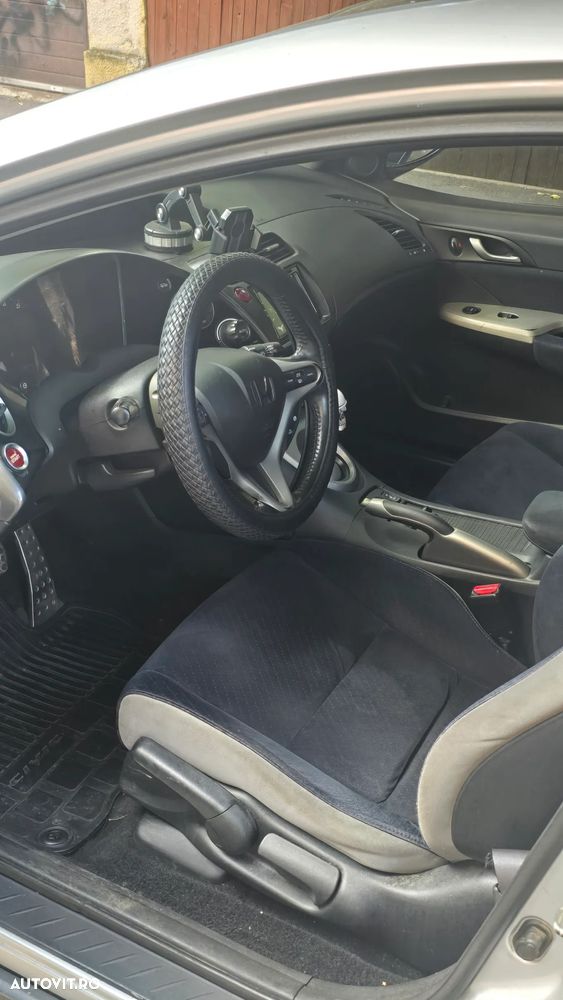 Honda Civic 1.8i Exec - 18