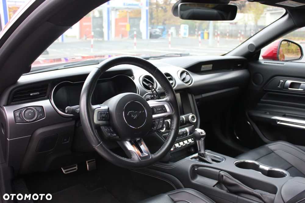 Ford Mustang 5.0 V8 GT - 14