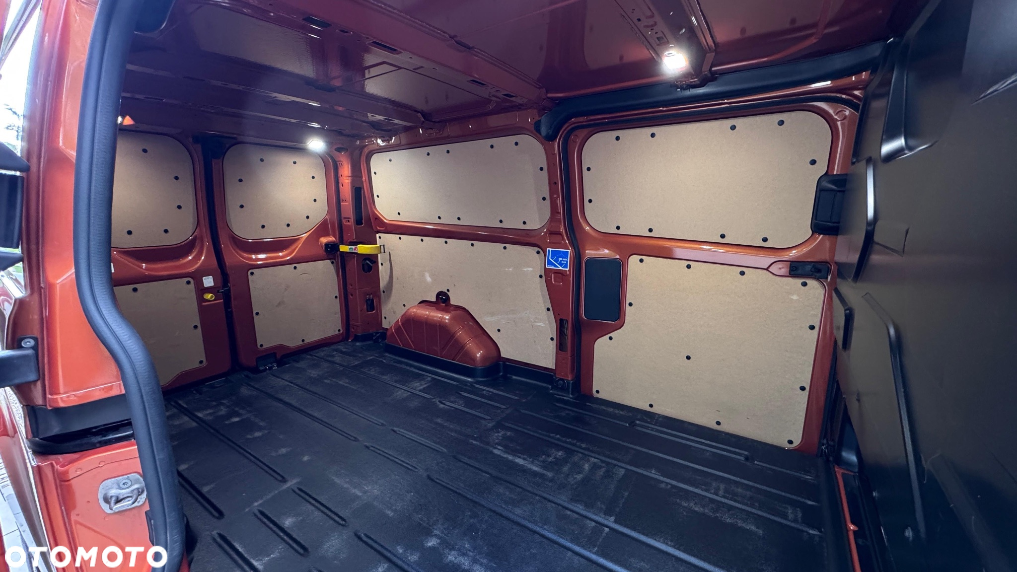 Ford Transit Custom - 10