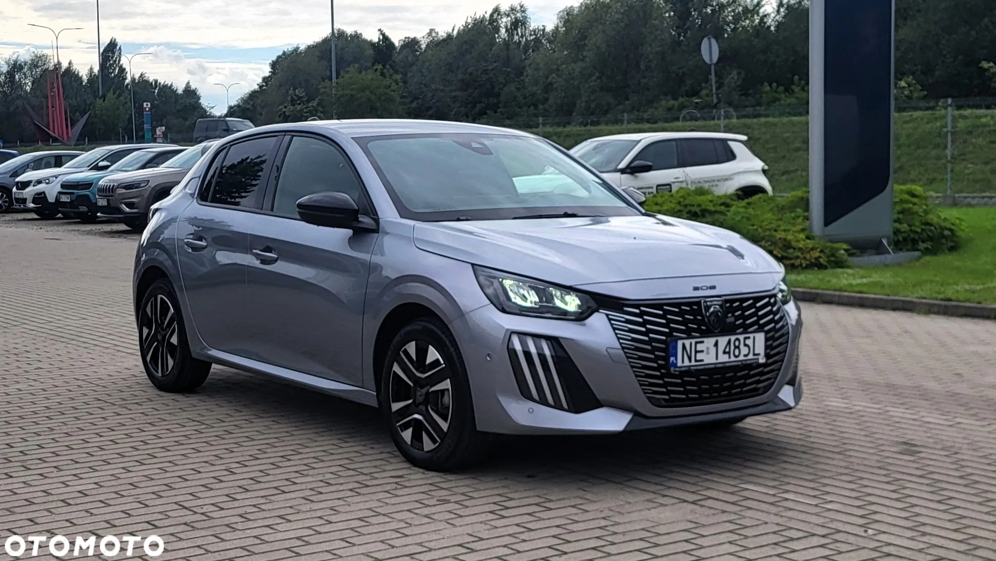 Peugeot 208 1.2 mHEV Allure - 3