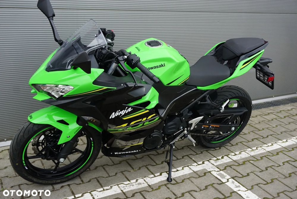 Kawasaki Ninja 400 - 17