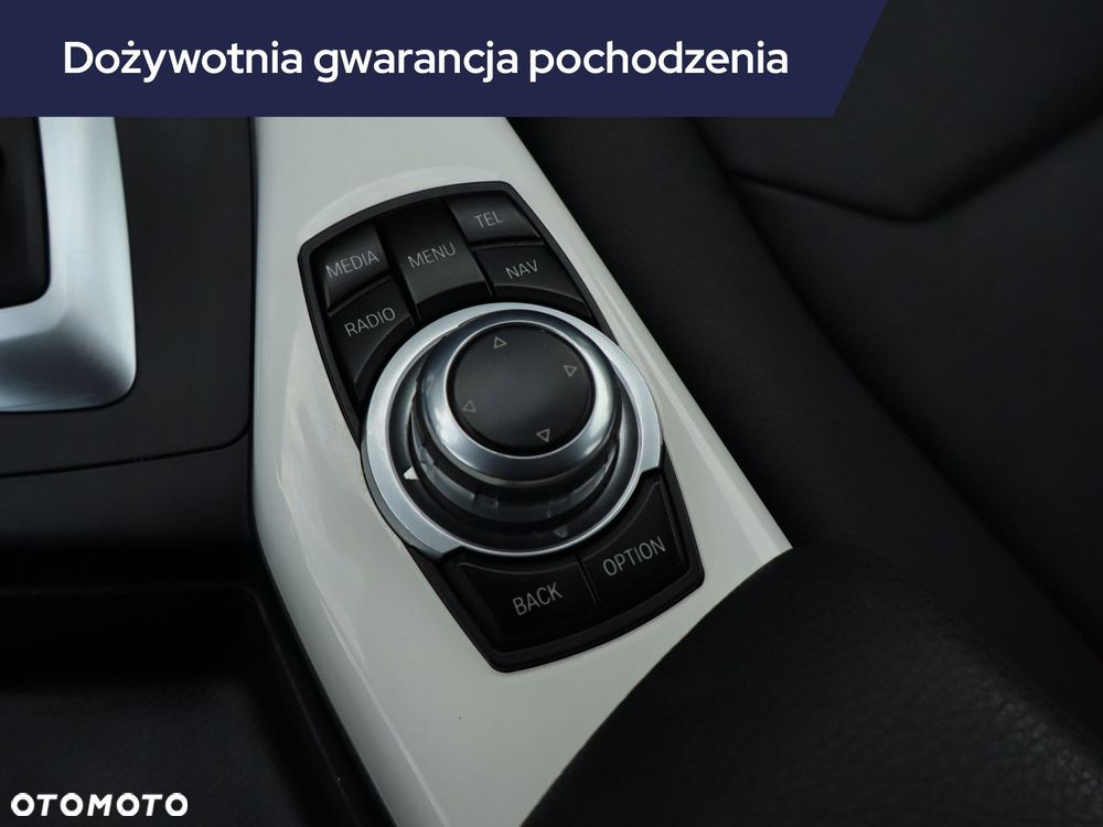 BMW Seria 1 - 21